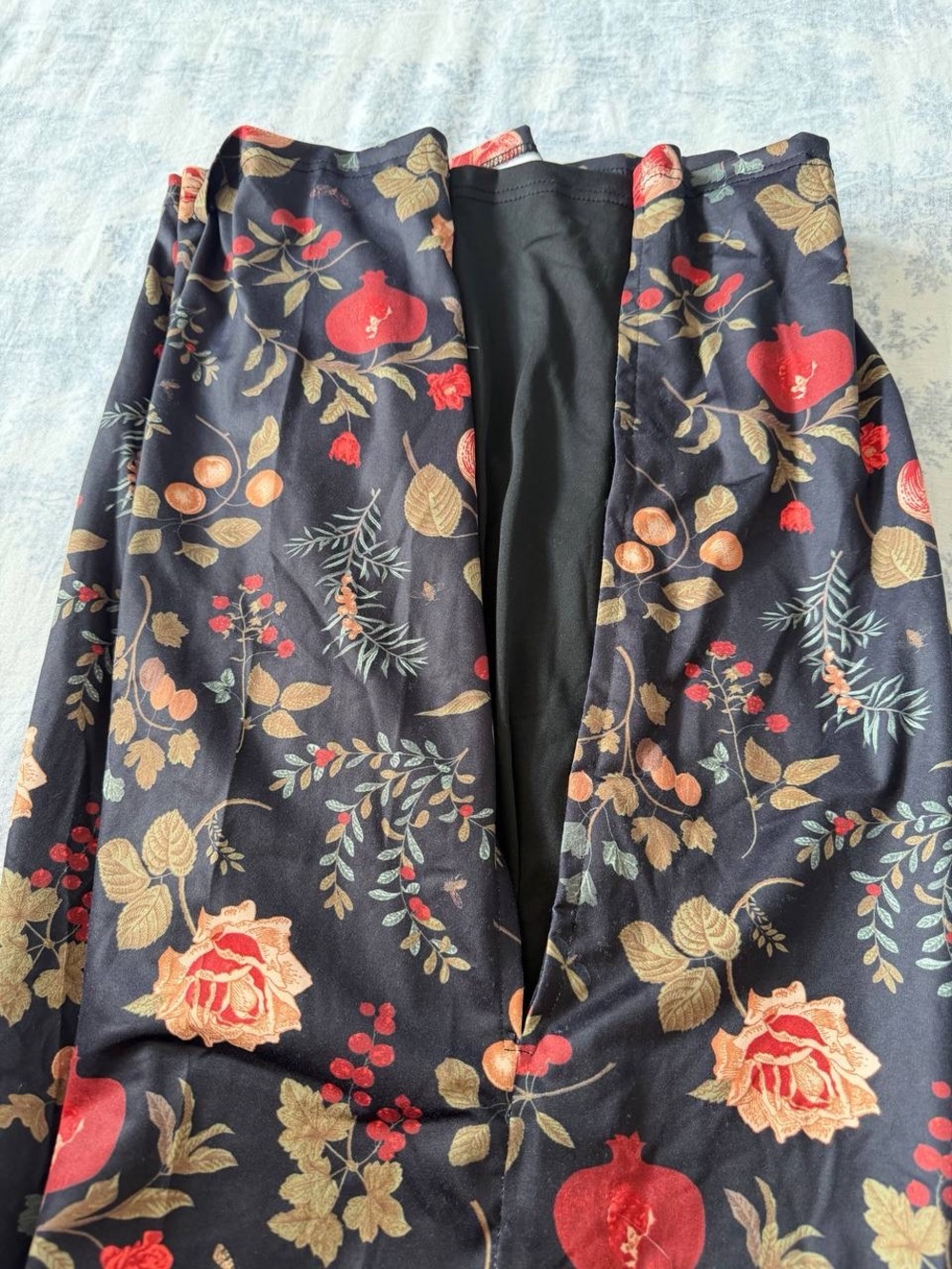 Cider Women’s Black Floral & Fruit Print A-Line Skirt XL - Picture 3 of 4